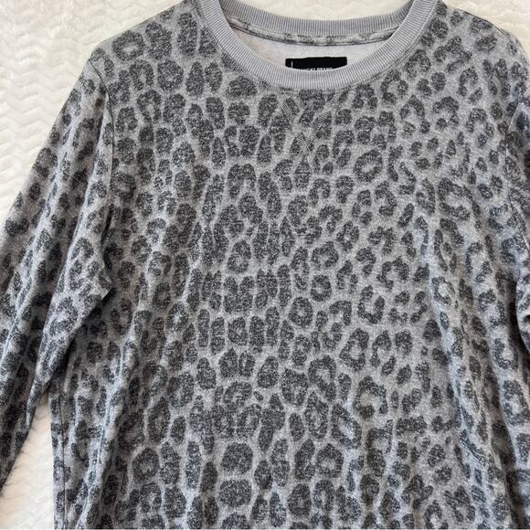 Lucky Brand Leopard Print Grey Viscose Knit Blend Pullover Sweater Size Large - Picture 5 of 15